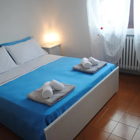 Annavi * Bari
